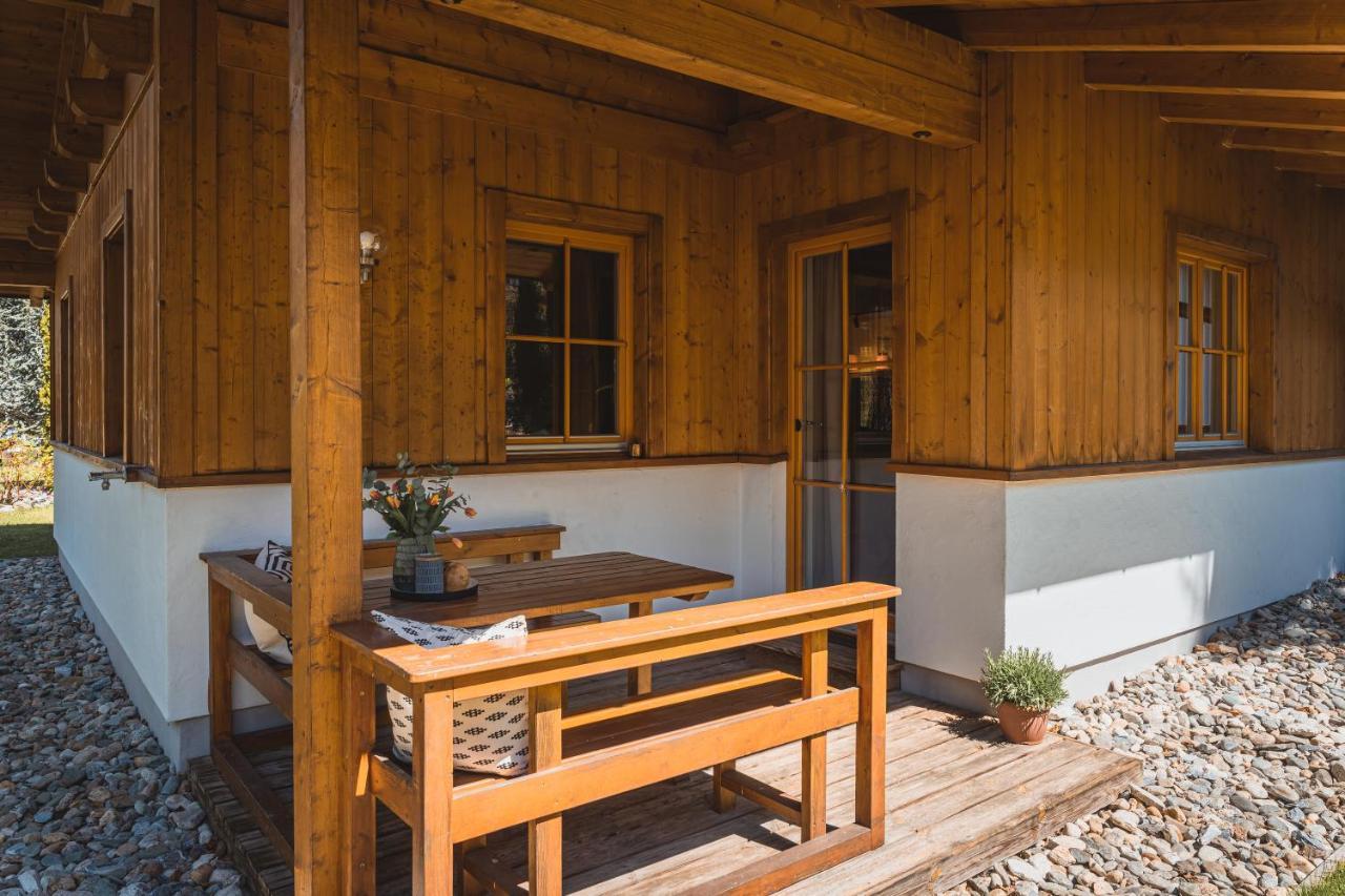 Dorfchalets & Apartments - Authentic Experience In Centre Of Kaprun Including Tauernspa And Summercard מראה חיצוני תמונה