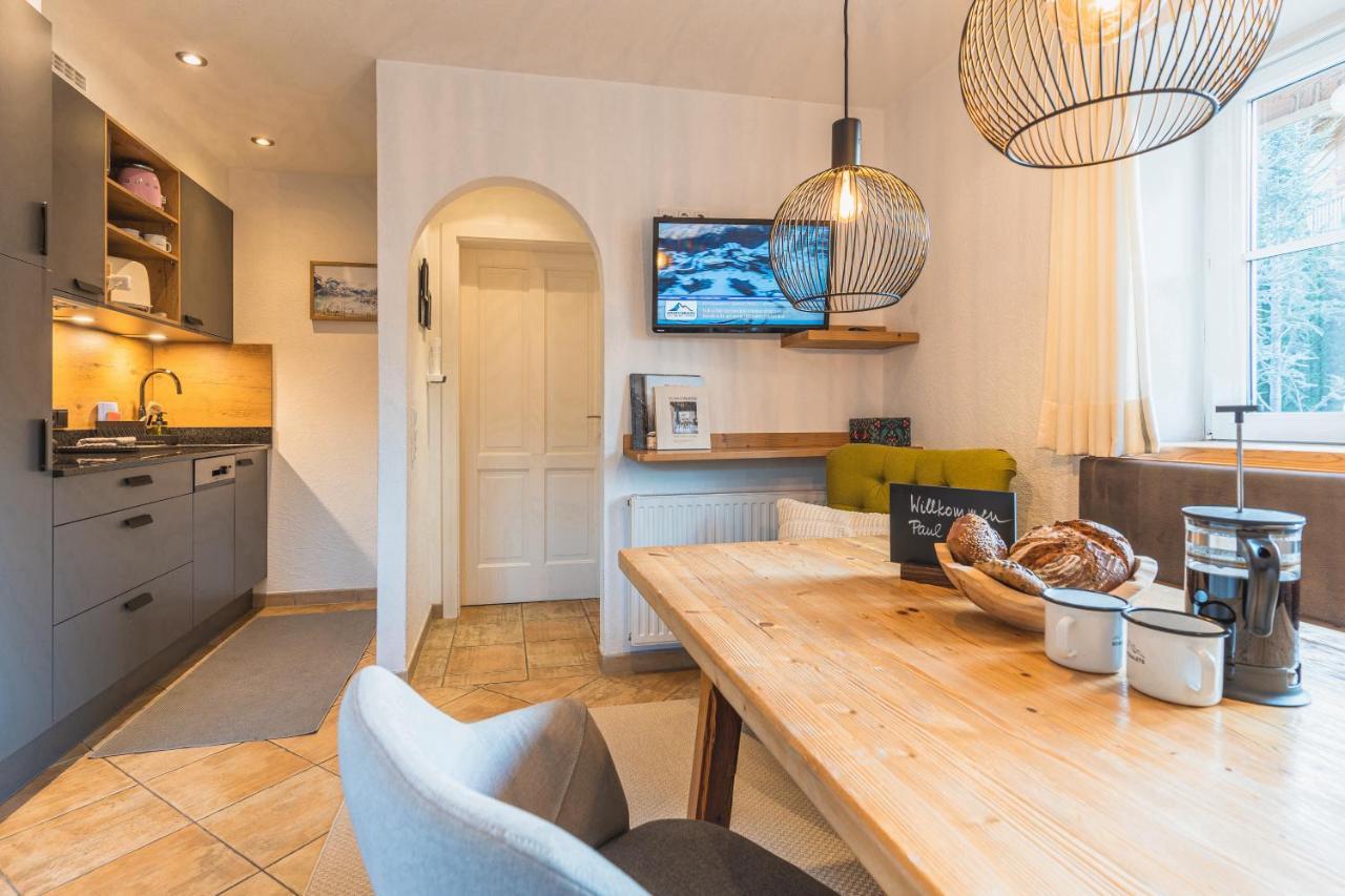 Dorfchalets & Apartments - Authentic Experience In Centre Of Kaprun Including Tauernspa And Summercard מראה חיצוני תמונה