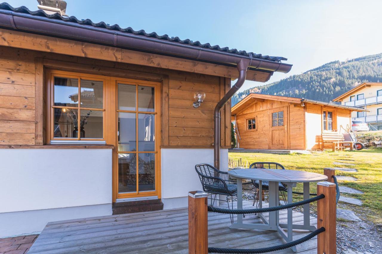 Dorfchalets & Apartments - Authentic Experience In Centre Of Kaprun Including Tauernspa And Summercard מראה חיצוני תמונה